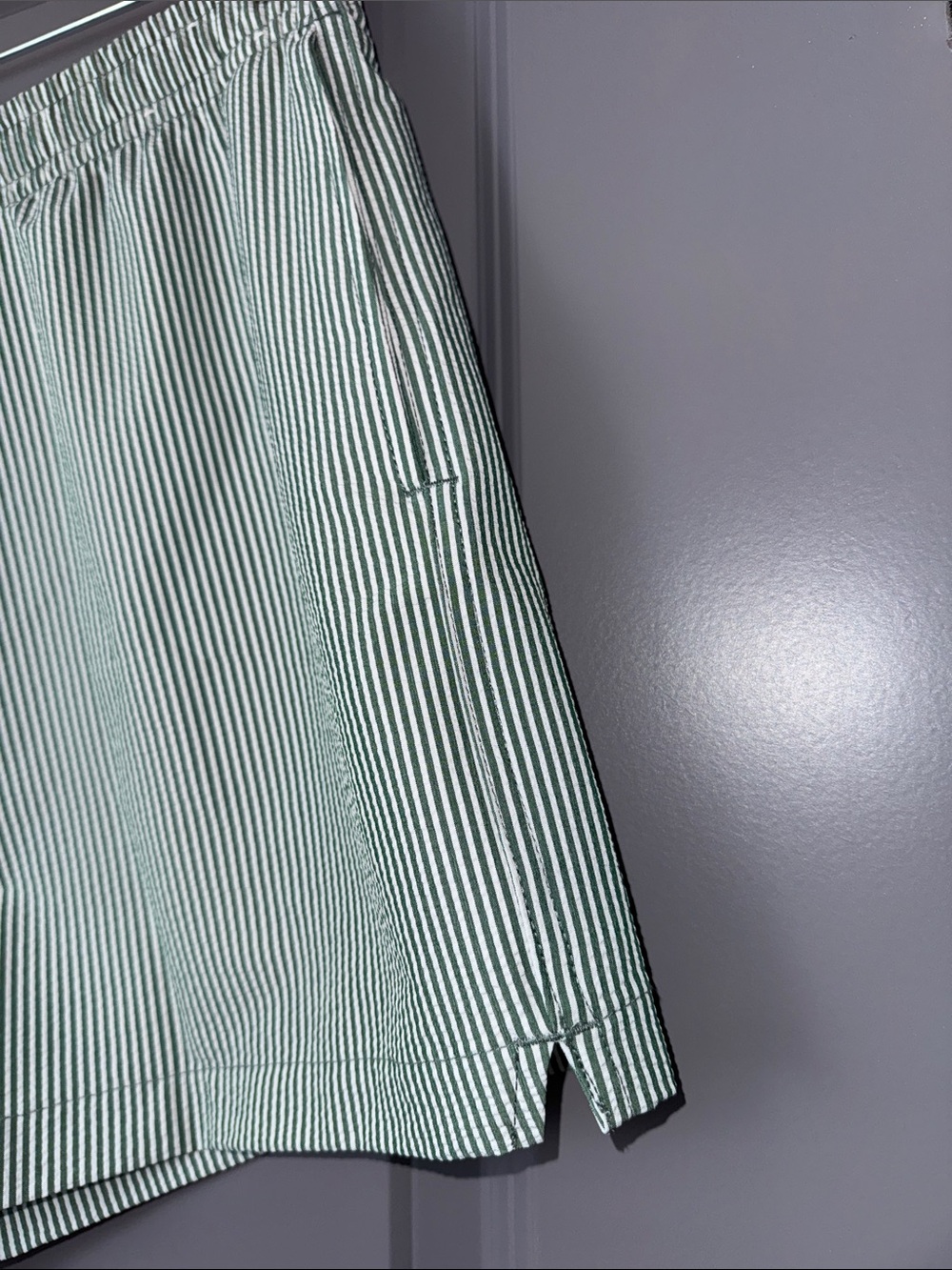 Abercrombie & Fitch Seersucker Swim Trunks Green Stripe Size Large - Picture 3 of 11